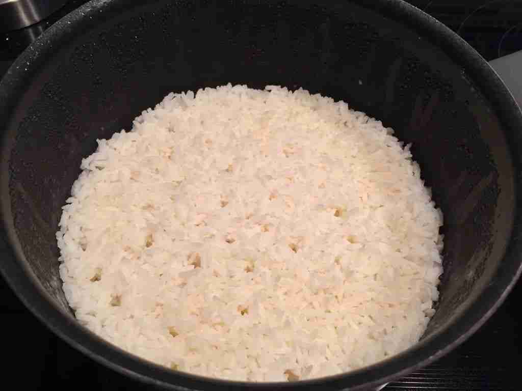 How to cook rice the right way