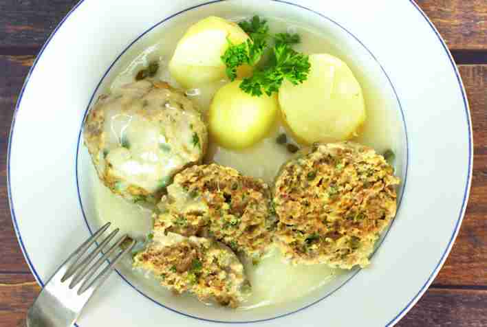 Königsberger Klopse German Meatballs in sauce