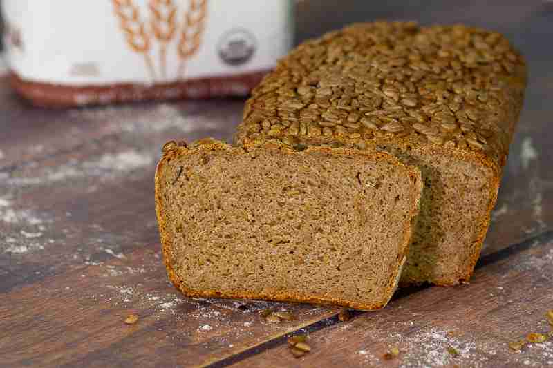 Whole Wheat Bread with Sunflower Seeds