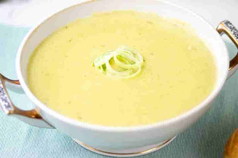 leek soup in a soup bowl