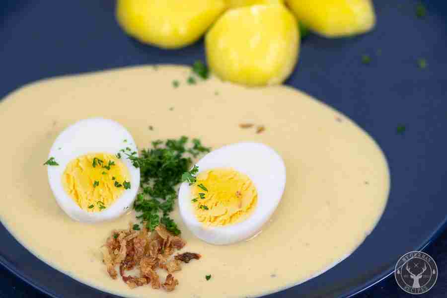 eggs in mustard sauce